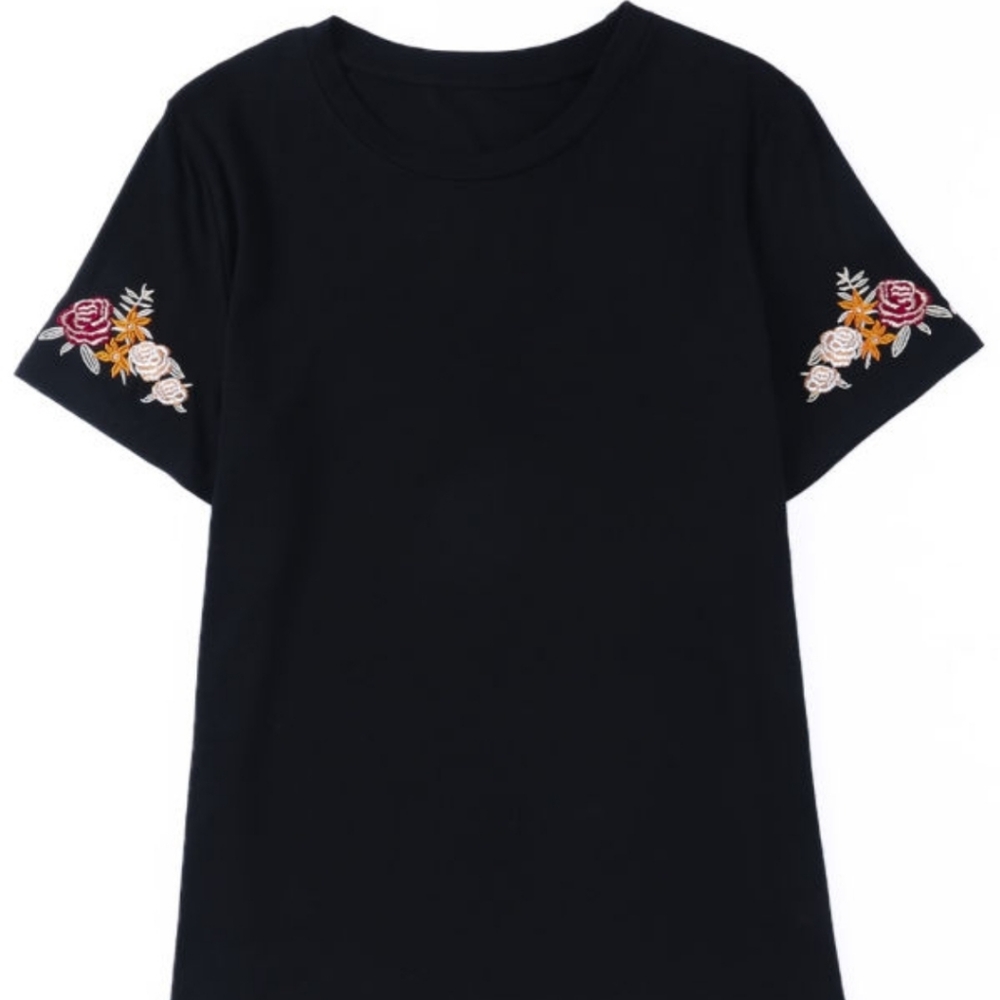Floral Embroidered Round Neck T-Shirt - Picture 5 of 10